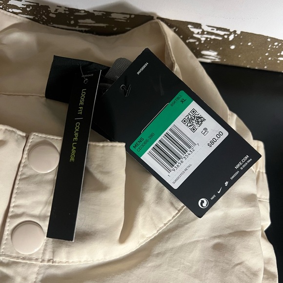 Nike Milwaukee Bucks Jacket - Picture 2 of 5